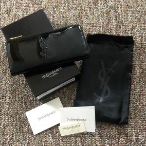 Yves Saint Laurent YSL Black zippy wallet Zippered